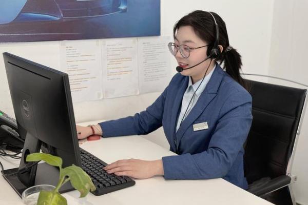 保险售后服务专员是做什么的